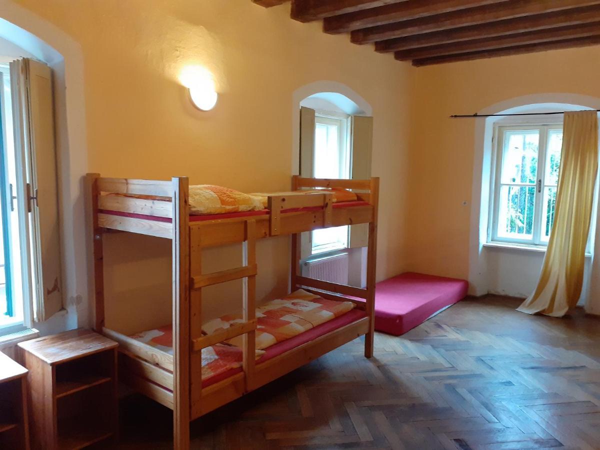 Hostel Skautsky Dom Banska Stiavnica Exterior foto