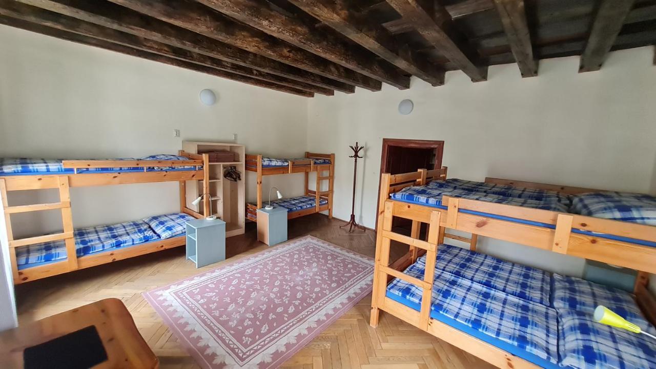 Hostel Skautsky Dom Banska Stiavnica Exterior foto