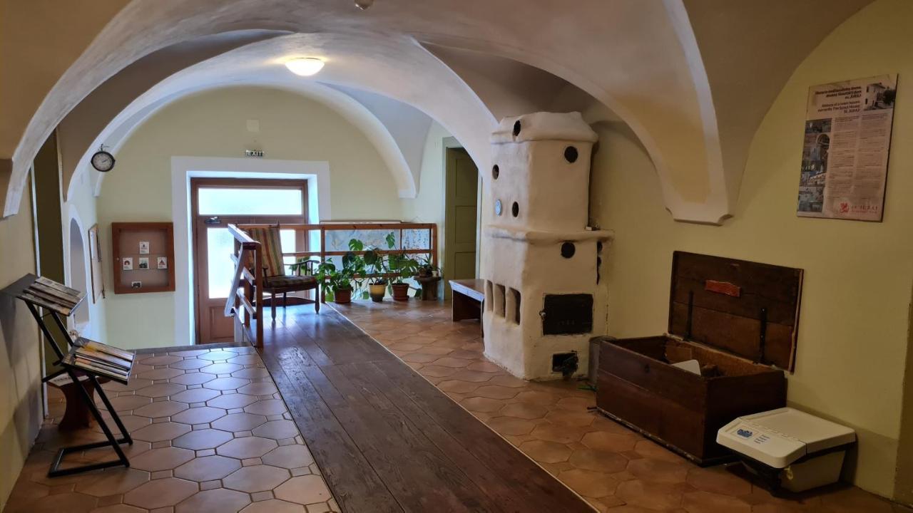 Hostel Skautsky Dom Banska Stiavnica Exterior foto