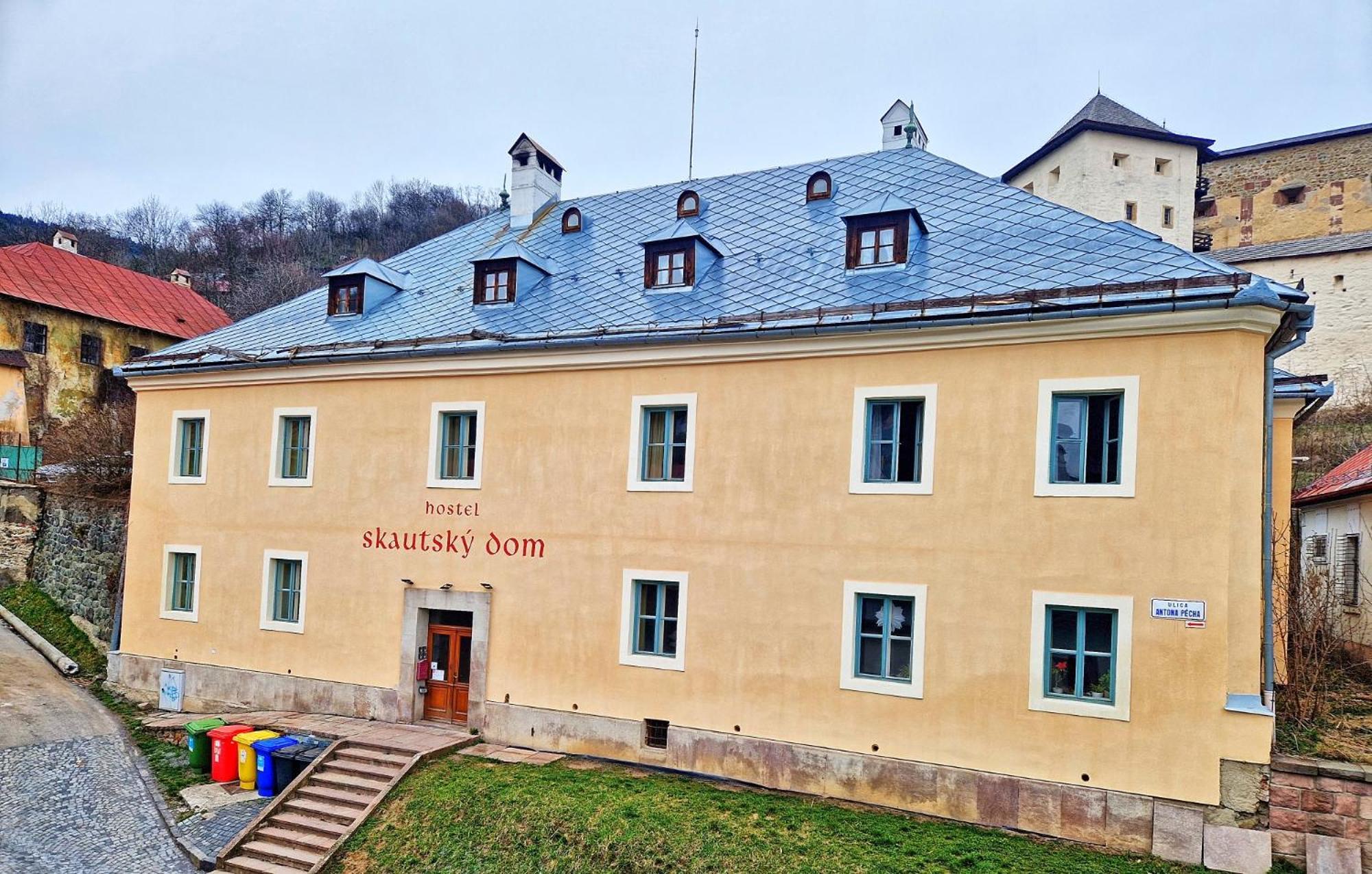 Hostel Skautsky Dom Banska Stiavnica Exterior foto